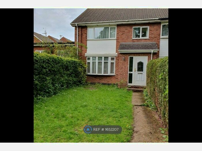3 Bedroom Terraced House To Rent In Fleetwood, Letchworth Garden City, SG6