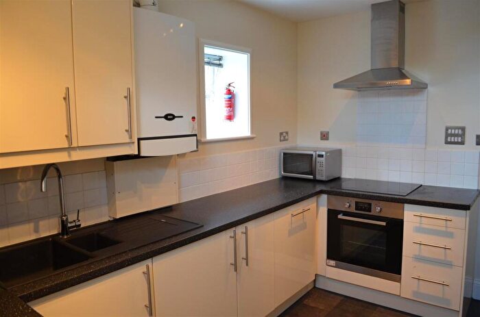 6 Bedroom Apartment To Rent In St. Georges Terrace, Jesmond, Newcastle Upon Tyne, NE2