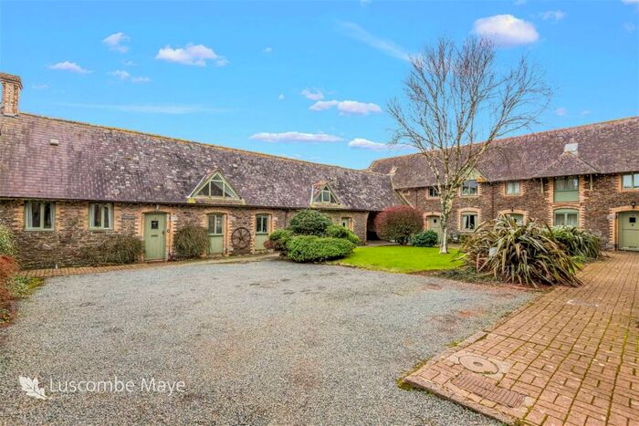 3 Bedroom Barn Conversion For Sale In Stoke Road, Noss Mayo, South Devon., PL8