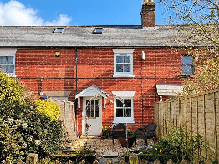 2 Bedroom Terraced House To Rent In Fordingbridge, SP6