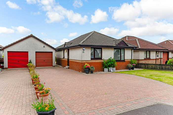 3 Bedroom Bungalow For Sale In Nagle Road, Dunfermline, KY12