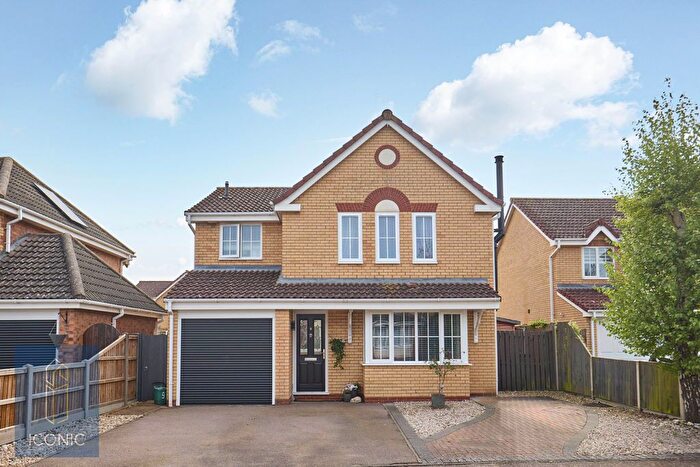 4 Bedroom Detached House For Sale In Bardolphs Court, Taverham, Norwich, NR8