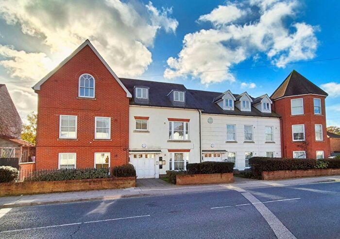 2 Bedroom Flat To Rent In Felixstowe Road, Ipswich, IP3