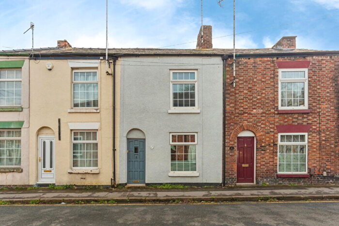 2 Bedroom Terraced House For Sale In Waterloo Street West, Macclesfield, SK11