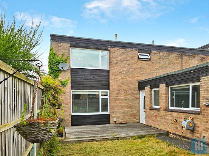 3 Bedroom End Terrace House For Sale In Listing Drive, Liversedge, West Yorkshire, WF15