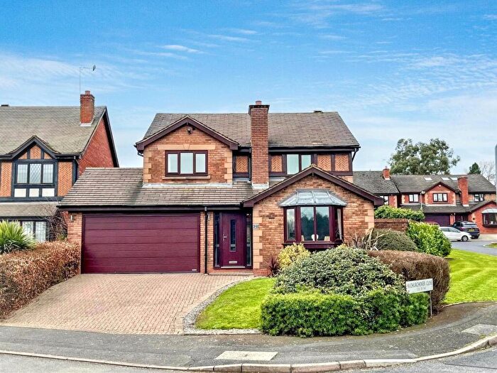4 Bedroom Detached House For Sale In Shrubbery Close, Sutton Coldfield, B76