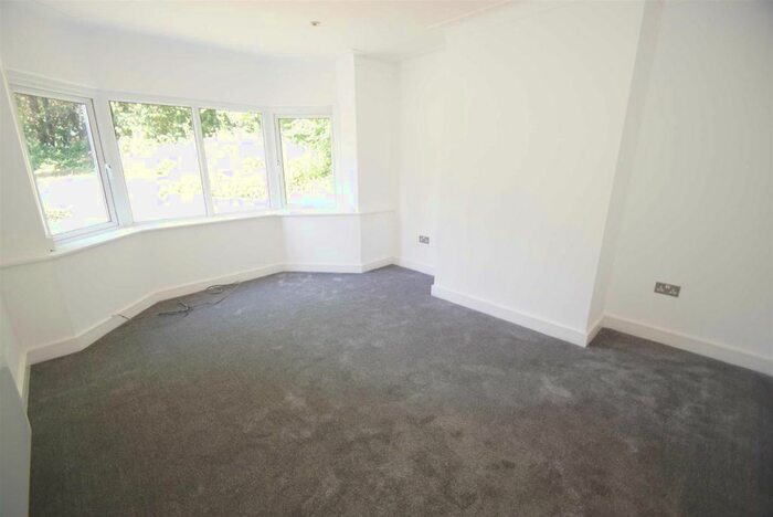 2 Bedroom Flat To Rent In Ivy House, Church Lane Chapel Allerton, Leeds LS7