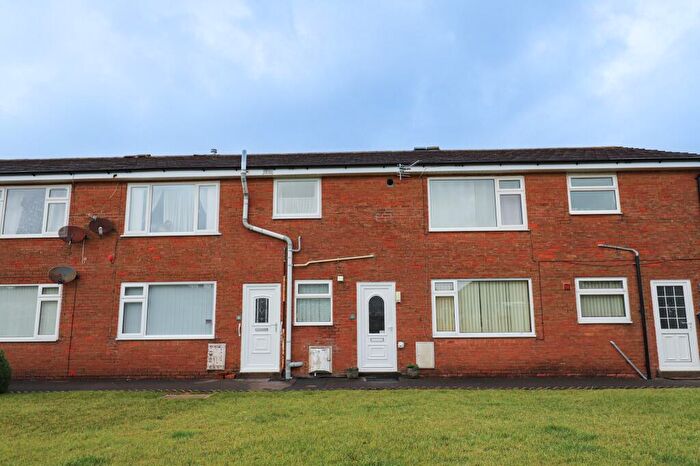 2 Bedroom Flat To Rent In Burnham Court, Morecambe, LA3