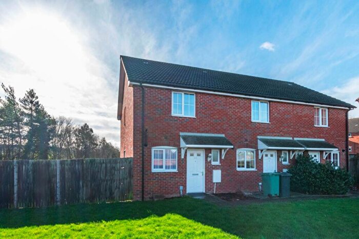 2 Bedroom End Of Terrace House To Rent In High Street, Peterborough, PE2