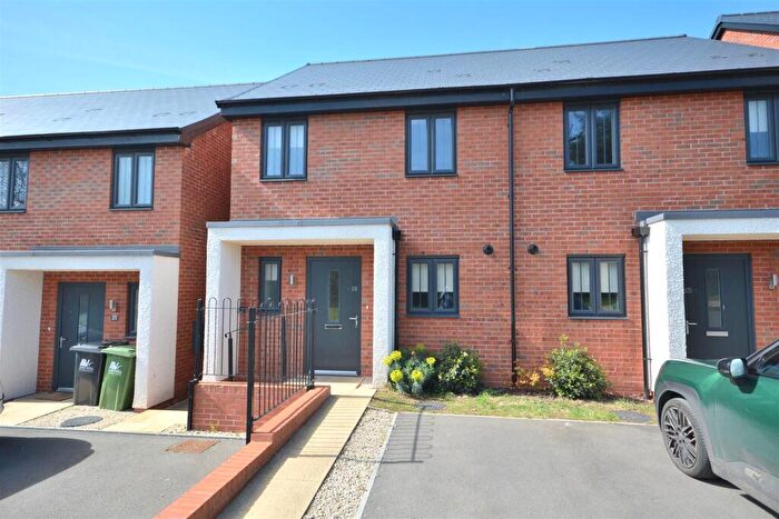3 Bedroom House To Rent In Crabtree Hill Drive, Derby, DE22