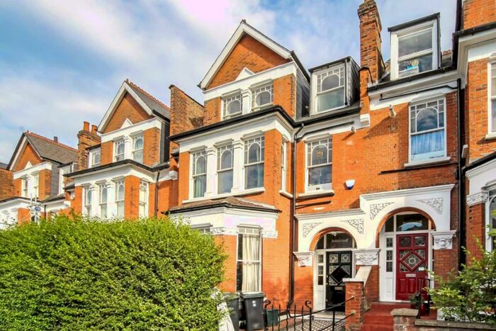 2 Bedroom Flat To Rent In Alexandra Park Road, London, N10