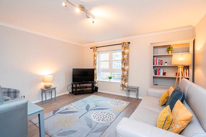 2 Bedroom Flat To Rent In Hopetoun Crescent, Leith, Edinburgh, EH7
