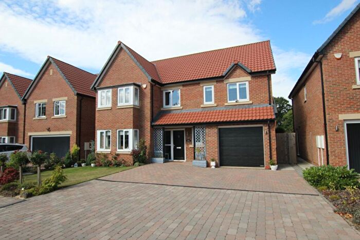 4 Bedroom Detached House For Sale In Chipchase Grove, Durham, DH1