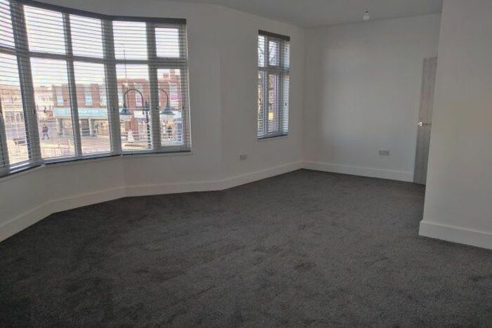 2 Bedroom Flat To Rent In Portland Square, Sutton-In-Ashfield, NG17