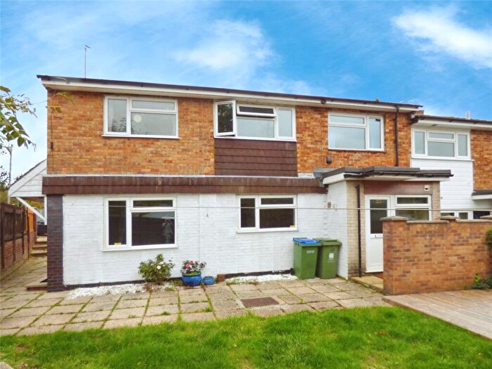 2 Bedroom Apartment For Sale In Heath Road North, Locks Heath, Southampton, SO31