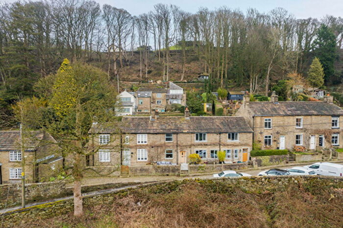 1 Bedroom Terraced House For Sale In Higher Lane, Kerridge, Macclesfield, SK10