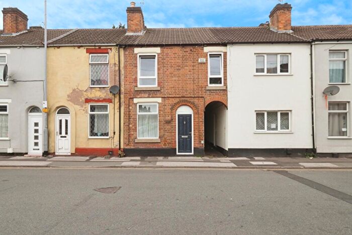 3 Bedroom Terraced House For Sale In Uxbridge Street, Burton-on-Trent, Staffordshire, DE14