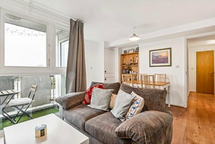 1 Bedroom Flat To Rent In Athlone Street, Kentish Town, NW5