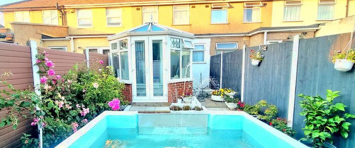 3 Bedroom Terraced House To Rent In First Avenue, Dagenham, RM10