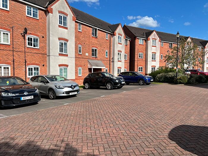 2 Bedroom Flat To Rent In Walker Road, Walsall, WS3