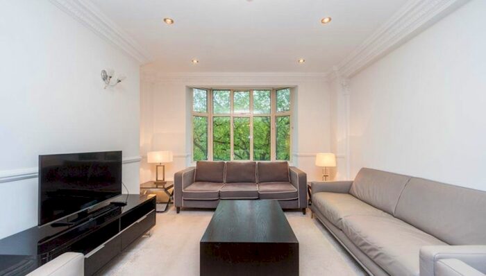 5 Bedroom Flat To Rent In Park Road, St Johns Wood, NW8