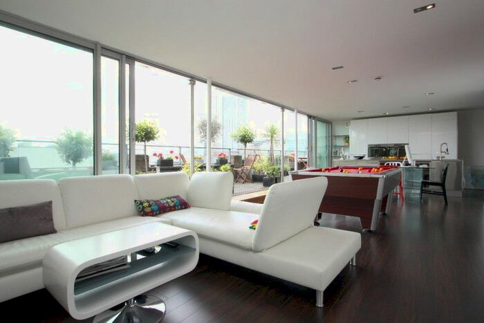 1 Bedroom Flat To Rent In Paul Street, Shoreditch, London, EC2A