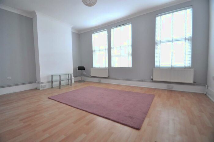 1 Bedroom Flat To Rent In Upper Wickham Lane, Welling, DA16