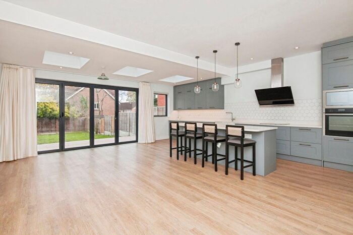 4 Bedroom Terraced House To Rent In Chudleigh Road, Brockley, London, SE4