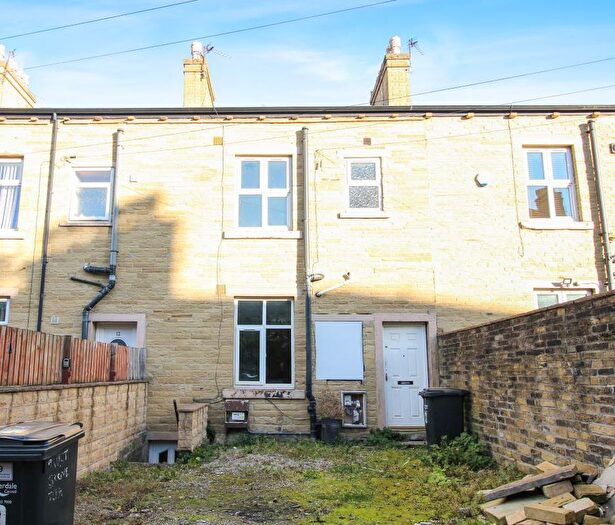 2 Bedroom Terraced House For Sale In Church Place, Halifax, HX1