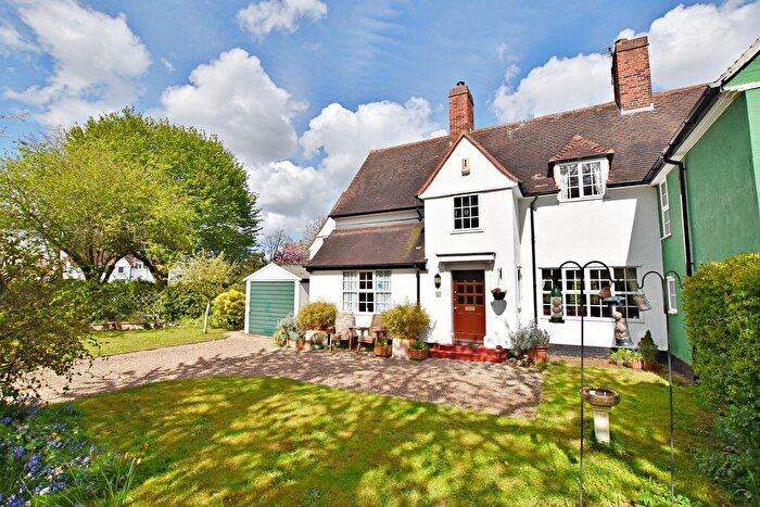 3 Bedroom Semi Detached House For Sale In Cherry Grove, Swanpool, Lincoln, LN6