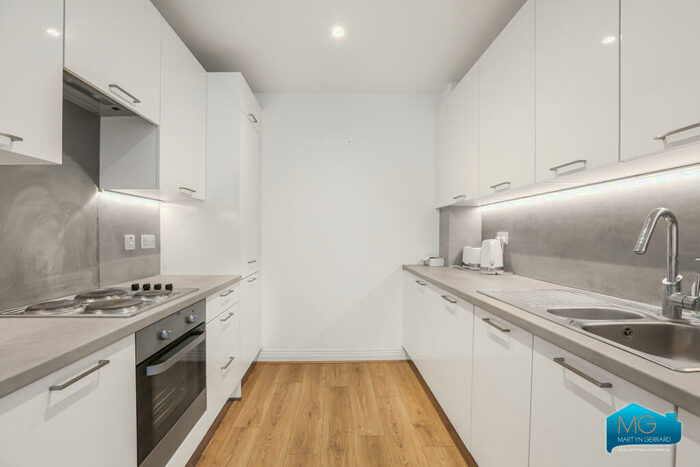 1 Bedroom Apartment To Rent In Quayle Crescent, Whetstone, London, N20