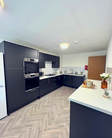 6 Bedroom Terraced House To Rent In Ashfield, Liverpool, Merseyside, L15