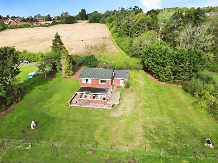 4 Bedroom Detached House For Sale In Daventry Road, Dunchurch, Rugby, CV22