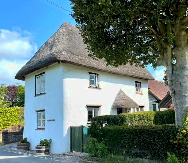 3 Bedroom Cottage For Sale In Lower Link, St. Mary Bourne, Andover, SP11