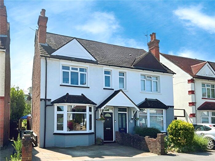 6 Bedroom Semi-Detached House To Rent In Weston Road, Guildford, Surrey, GU2