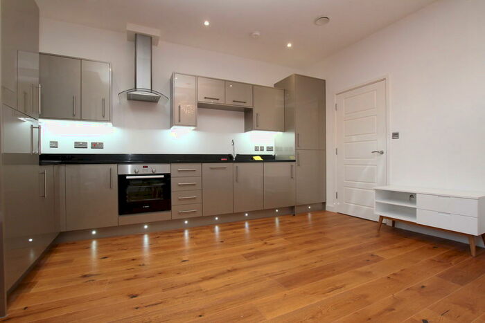 2 Bedroom Apartment To Rent In Hounds Gate Court, Nottingham, NG1