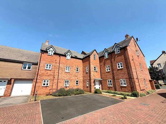 2 Bedroom Flat To Rent In Wellington Avenue, Stratford Upon Avon, CV37