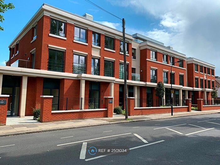 2 Bedroom Flat To Rent In Broomhouse Lane, London, SW6