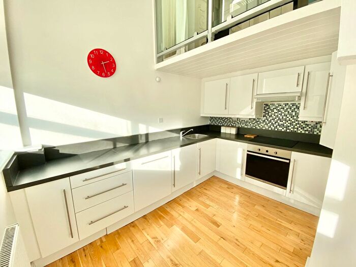 2 Bedroom Flat To Rent In The Exchange, Leicester, LE1