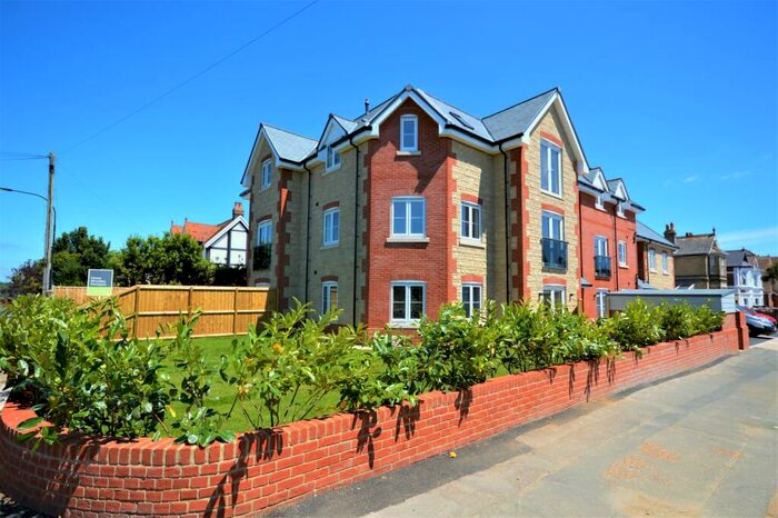 2 Bedroom Apartment To Rent In Winchester Park Road, Sandown, PO36