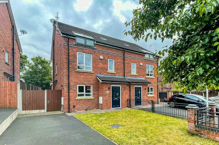 3 Bedroom Semi-Detached House To Rent In Rothay Close, Flixton, Manchester, M41