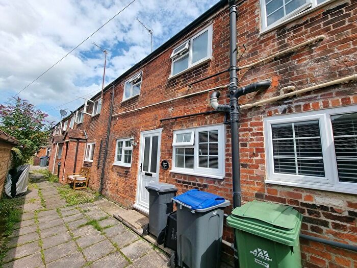 1 Bedroom Cottage To Rent In East Street, Warminster, BA12