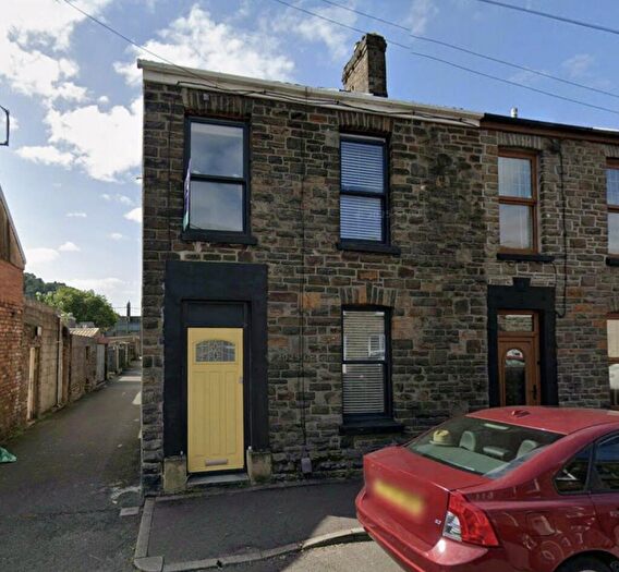4 Bedroom End Of Terrace House For Sale In Mansel Street, Neath, SA11
