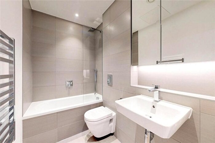 1 Bedroom Flat To Rent In Luxe Tower, London, E1