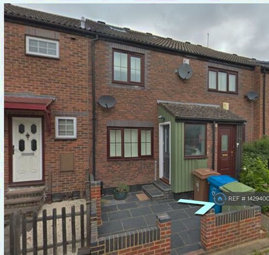 3 Bedroom Terraced House To Rent In Shipwright Road, London, SE16