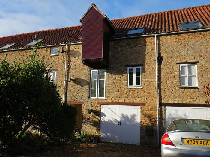 2 Bedroom Property To Rent In South Road, Oundle, Peterborough, PE8