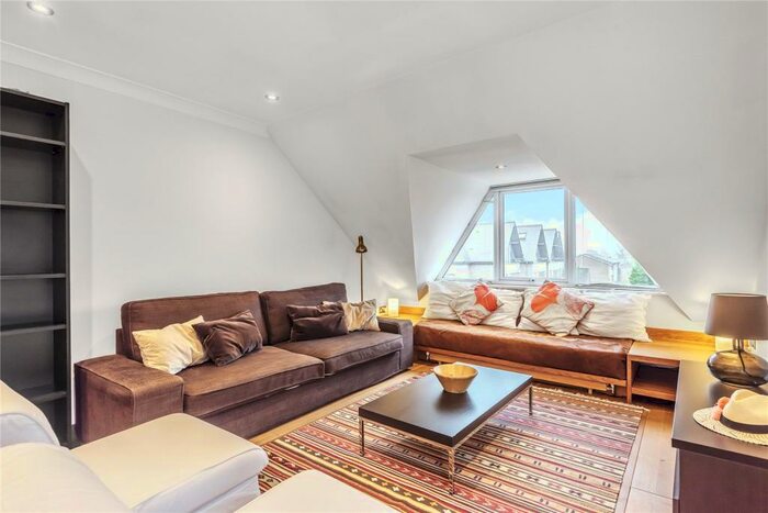 2 Bedroom Apartment To Rent In Hernes Road, Summertown, OX2