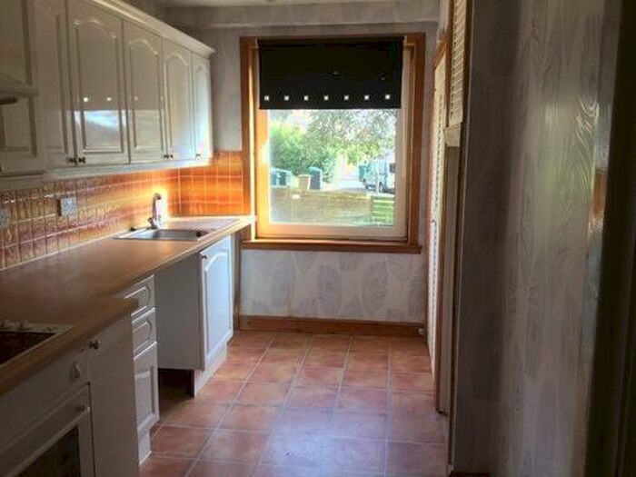 2 Bedroom Flat To Rent In Aboyne Avenue, Dundee, DD4