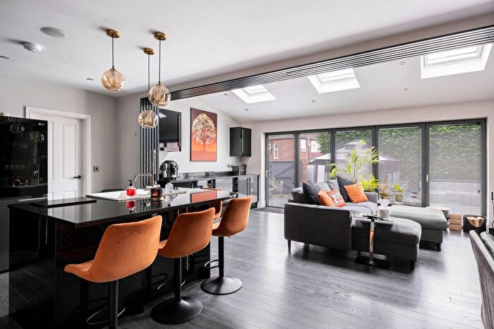 4 Bedroom Semi Detached House For Sale In Park Lane, Offerton, Stockport, SK1