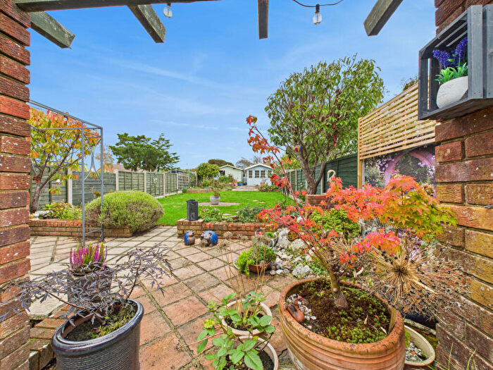 4 Bedroom Terraced House For Sale In Sparsholt Road, Weston, SO19